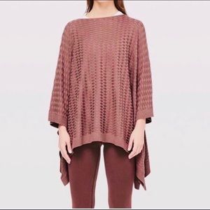 Lululemon poncho